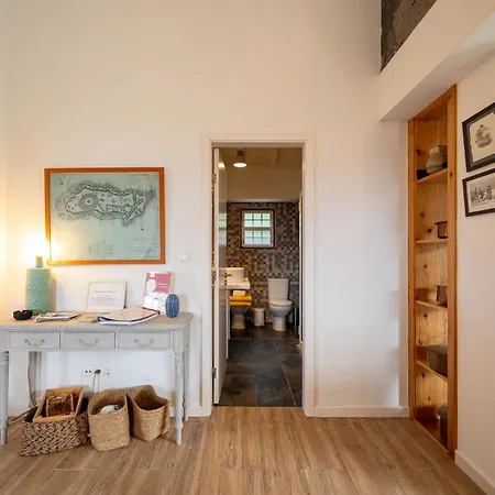 Liiiving In Acores - Casa De *