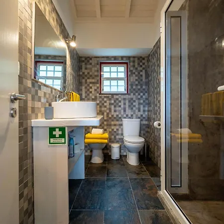 Liiiving In Acores - Casa De *