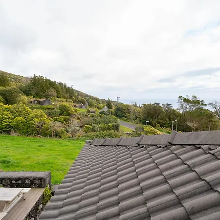 Liiiving In Acores - Casa De *