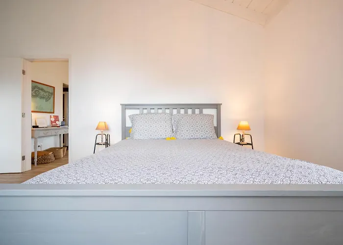 Liiiving In Acores - Casa De *